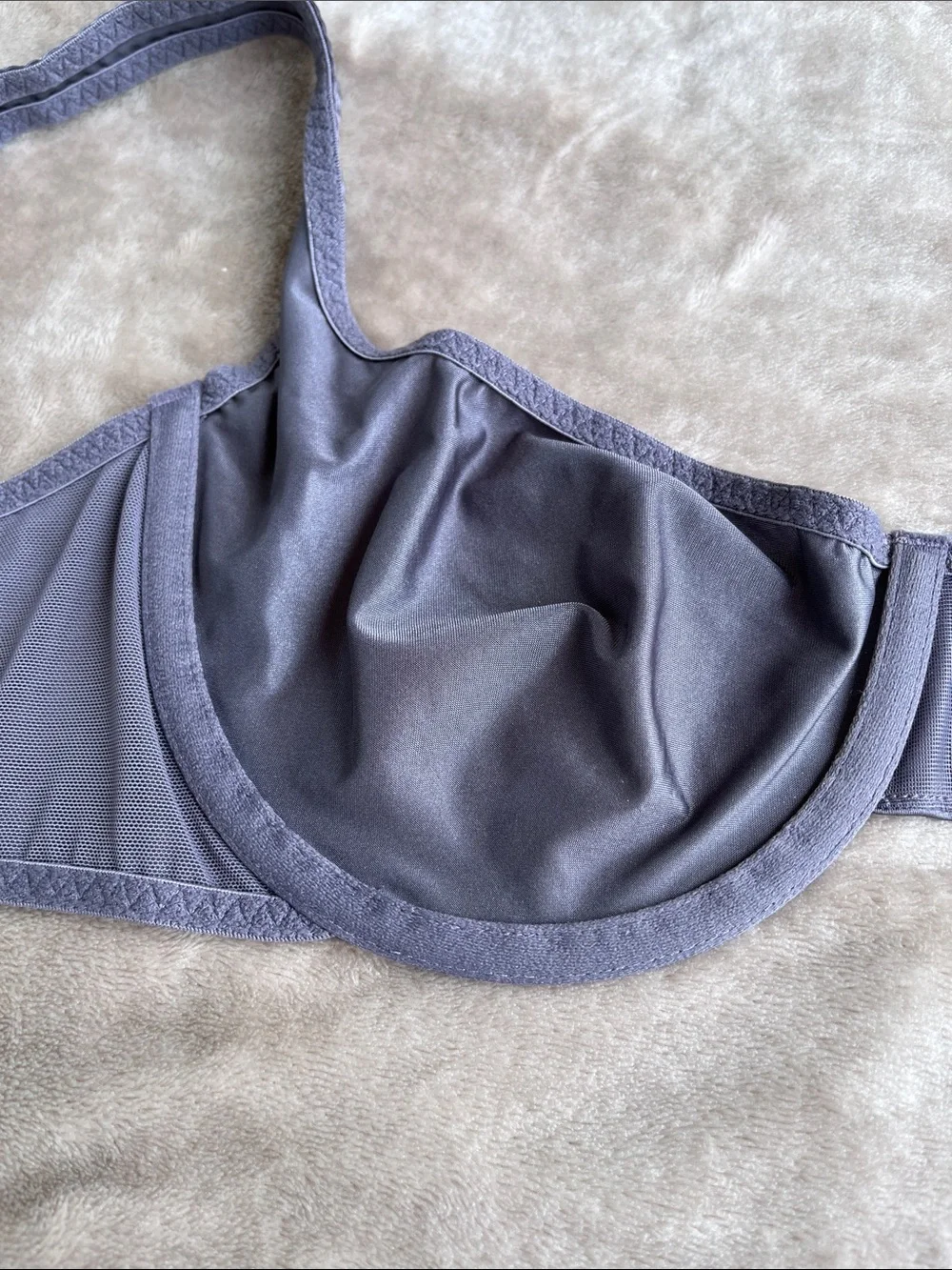 SKIMS Unlined Balconette Bra, Size 36C - Picture 9 of 12